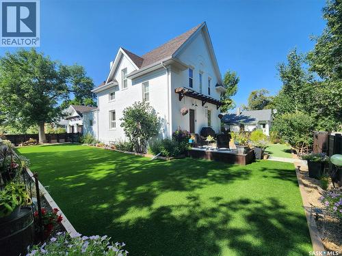 1401 3Rd Street, Estevan, SK - Outdoor