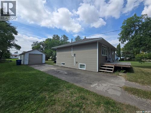 906 Pacific Street, Grenfell, SK - Outdoor
