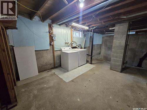 906 Pacific Street, Grenfell, SK - Indoor