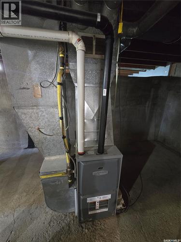 906 Pacific Street, Grenfell, SK - Indoor Photo Showing Basement