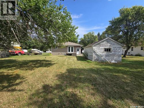 906 Pacific Street, Grenfell, SK - Outdoor