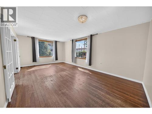 691 3Rd Avenue, Fernie, BC - Indoor Photo Showing Other Room