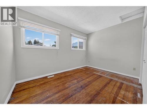 691 3Rd Avenue, Fernie, BC - Indoor Photo Showing Other Room