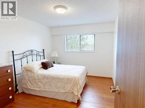 3700 Mackenzie Ave, Powell River, BC - Indoor Photo Showing Bedroom