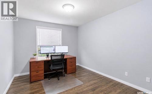 401 215 Lowe Road, Saskatoon, SK - Indoor Photo Showing Office