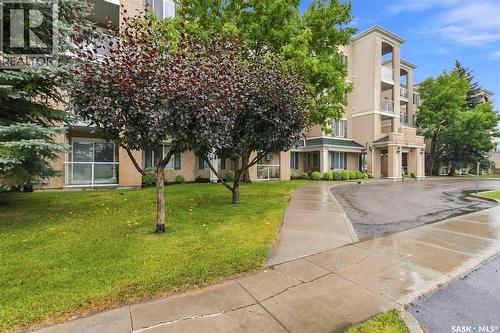 401 215 Lowe Road, Saskatoon, SK - Outdoor With Facade