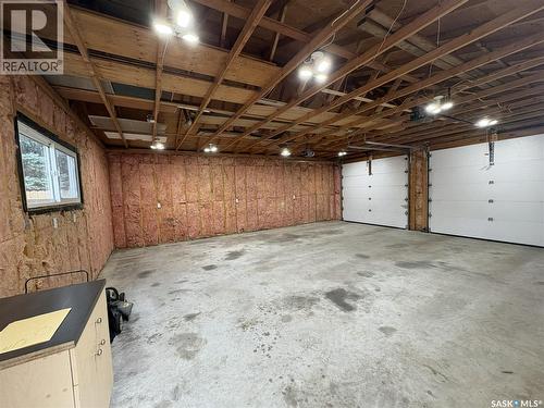435 2Nd Avenue, Allan, SK - Indoor Photo Showing Garage