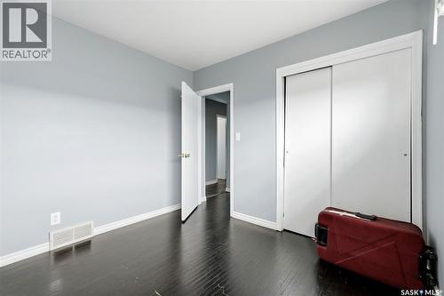 1321 Victoria Avenue, Regina, SK - Indoor Photo Showing Other Room