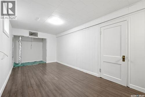 1321 Victoria Avenue, Regina, SK - Indoor Photo Showing Other Room
