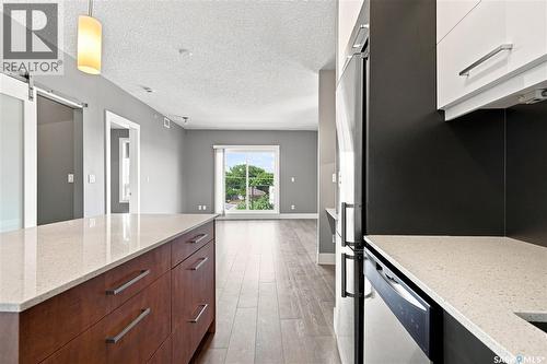 310 404 C Avenue S, Saskatoon, SK - Indoor Photo Showing Kitchen
