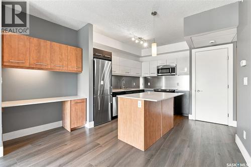 310 404 C Avenue S, Saskatoon, SK - Indoor Photo Showing Kitchen