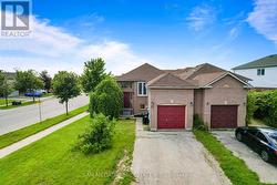 87 RUNDLE CRESCENT Barrie, ON L4N 8E6