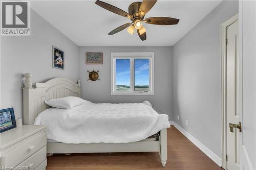 283 Second Road E, Stoney Creek, ON - Indoor Photo Showing Bedroom