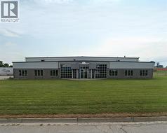 775 GILLARD STREET  Wallaceburg, ON N8A 5G7