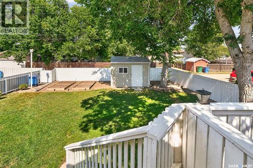 1338 Glendale Street, Moose Jaw, SK - Outdoor With Deck Patio Veranda