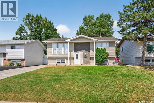 1338 Glendale Street, Moose Jaw, SK - Outdoor