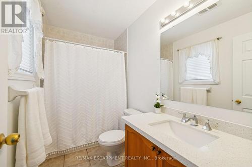 Primary Bedroom Ensuite Bath - 245 Centennial Forest Drive, Milton, ON - Indoor Photo Showing Bathroom