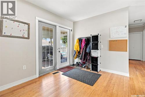 130 6Th Street, Pilot Butte, SK - Indoor