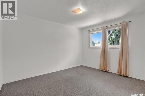209 Broad Street N, Regina, SK - Indoor Photo Showing Other Room