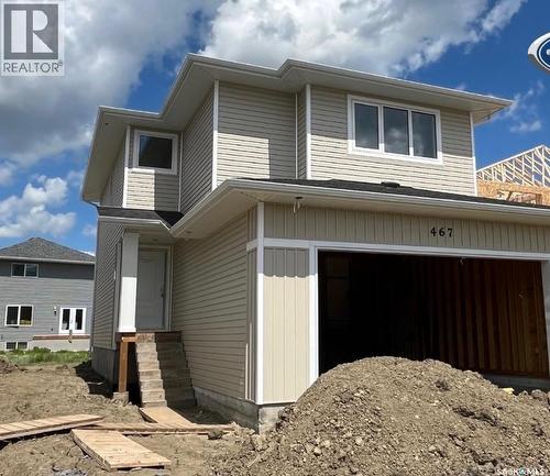 467 Traeger CLOSE  Saskatoon, SK S7V 1Z5