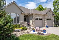 1130 MIKE WEIR DRIVE Sarnia, ON N0N 1C0