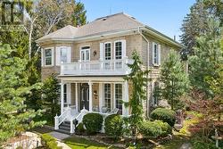 212 QUEEN STREET E  Cambridge, ON N3C 2B4