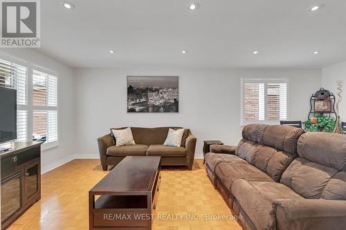37 Lime Drive, Vaughan, ON - Indoor Photo Showing Living Room