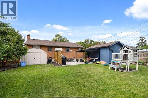426 Bertha, Windsor, ON - Outdoor With Backyard With Exterior
