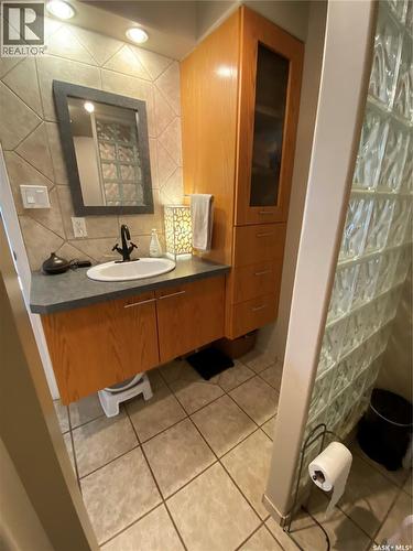 608 2Nd Avenue, Cudworth, SK - Indoor Photo Showing Bathroom