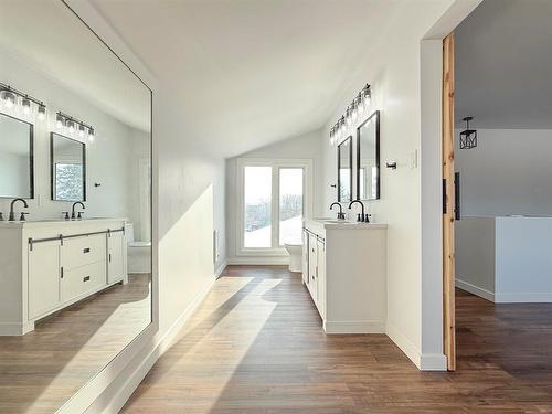 38 Goodridge Road, Virden, MB - Indoor Photo Showing Bathroom