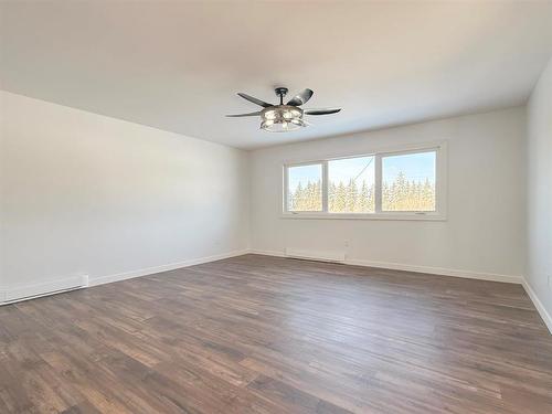 38 Goodridge Road, Virden, MB - Indoor Photo Showing Other Room