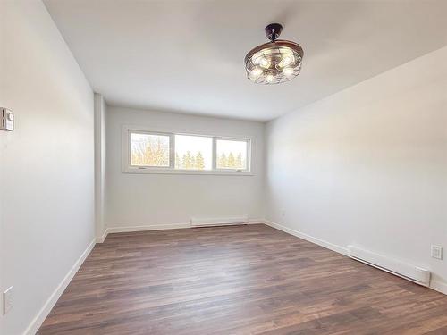 38 Goodridge Road, Virden, MB - Indoor Photo Showing Other Room
