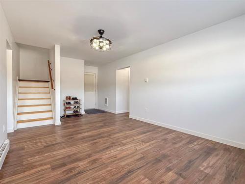 38 Goodridge Road, Virden, MB - Indoor Photo Showing Other Room