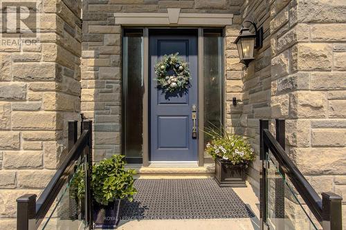 72 Pond View Gate, Hamilton, ON - Outdoor