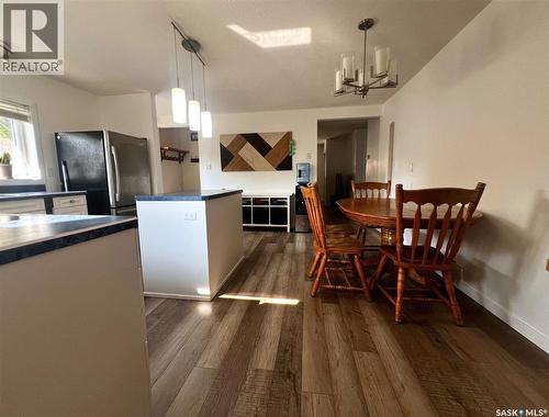 135 5Th Avenue Se, Swift Current, SK - Indoor