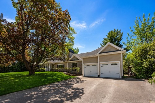 Front of Structure - 349 Rue Montclair, Rosemère, QC - Outdoor