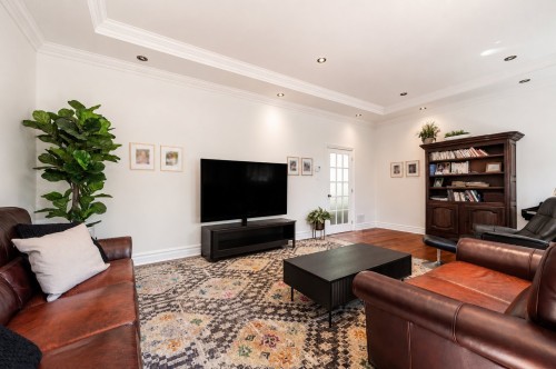 Family Room - 349 Rue Montclair, Rosemère, QC - Indoor Photo Showing Living Room