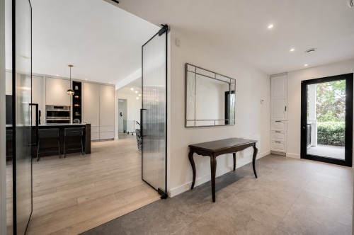 Mud Room - 349 Rue Montclair, Rosemère, QC - Indoor