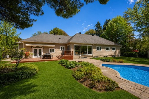 Courtyard - 349 Rue Montclair, Rosemère, QC - Outdoor With Deck Patio Veranda With Backyard