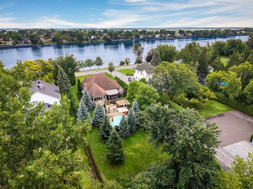 Photo aérienne - 231 Ch. Du Richelieu, Saint-Basile-Le-Grand, QC - Outdoor With Body Of Water With View