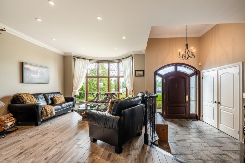 Vue d'ensemble - 231 Ch. Du Richelieu, Saint-Basile-Le-Grand, QC - Indoor Photo Showing Living Room