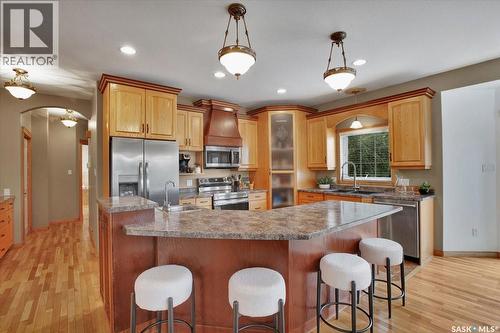 214 Burke Place, Warman, SK - Indoor Photo Showing Kitchen With Stainless Steel Kitchen With Upgraded Kitchen