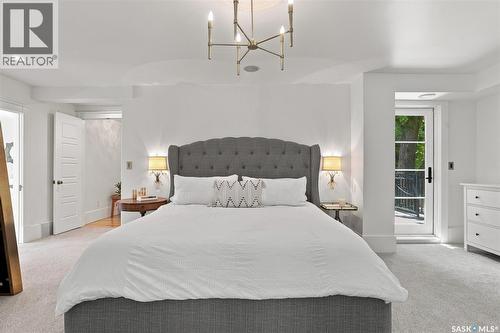 100 Poplar Crescent, Saskatoon, SK - Indoor Photo Showing Bedroom