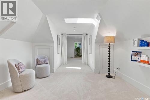 100 Poplar Crescent, Saskatoon, SK - Indoor Photo Showing Other Room