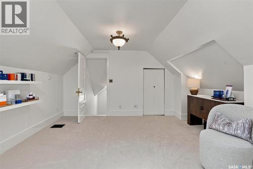 100 Poplar Crescent, Saskatoon, SK - Indoor