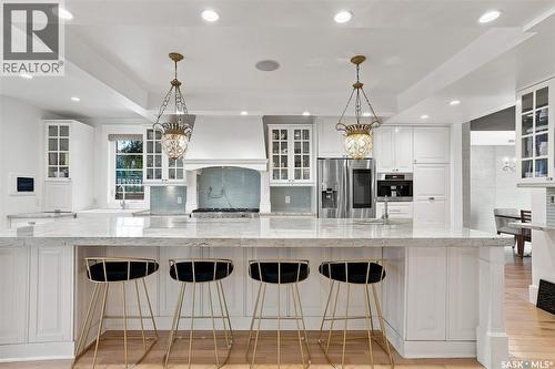 100 Poplar Crescent, Saskatoon, SK - Indoor Photo Showing Kitchen With Upgraded Kitchen