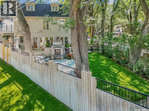 100 Poplar Crescent, Saskatoon, SK - Outdoor