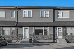 5 740 Traverse Road  Ste Anne, MB R5H 0A6