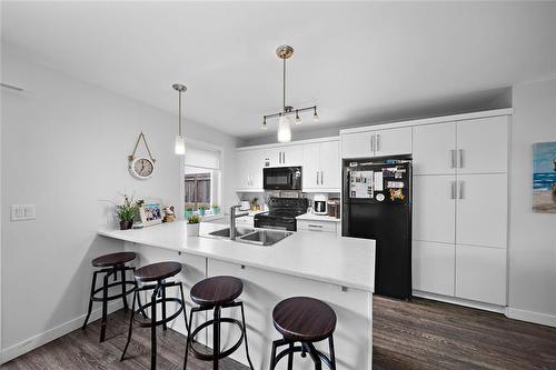 5 740 Traverse Road, Ste Anne, MB - Indoor Photo Showing Kitchen With Double Sink With Upgraded Kitchen