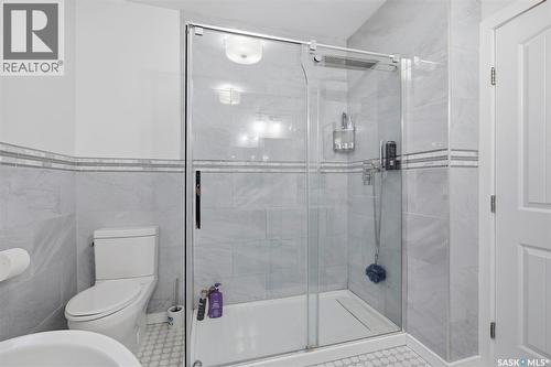 312 3Rd Street W, Warman, SK - Indoor Photo Showing Bathroom